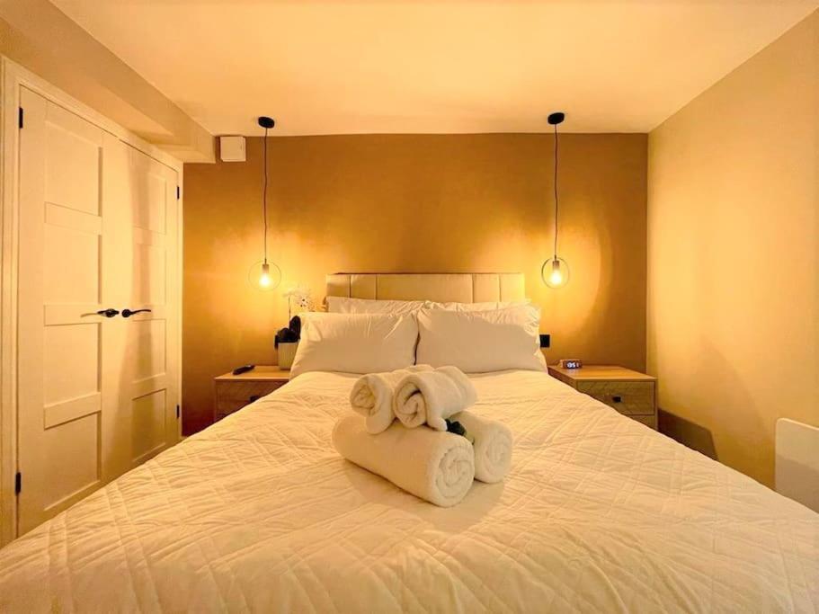 Stylish, Central And Cosy 1Bd Nr Canongate Edynburg Zewnętrze zdjęcie