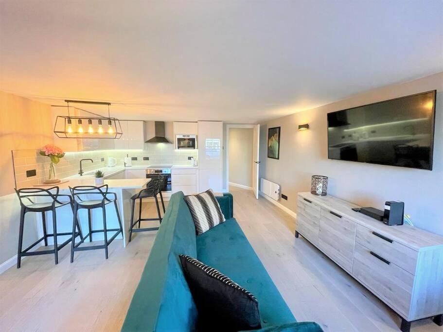 Stylish, Central And Cosy 1Bd Nr Canongate Edynburg Zewnętrze zdjęcie