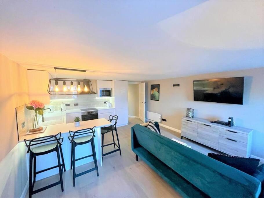Stylish, Central And Cosy 1Bd Nr Canongate Edynburg Zewnętrze zdjęcie
